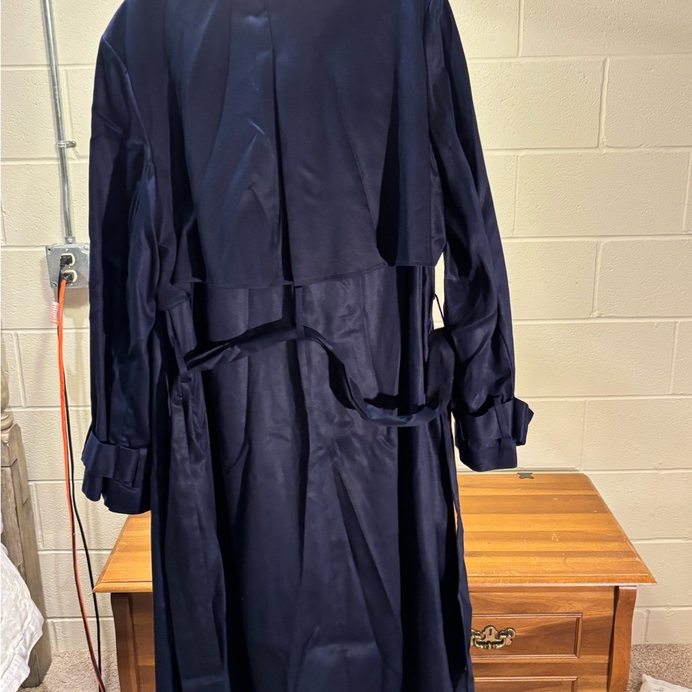 Chic Navy Trench Coat - Picture 3 of 10